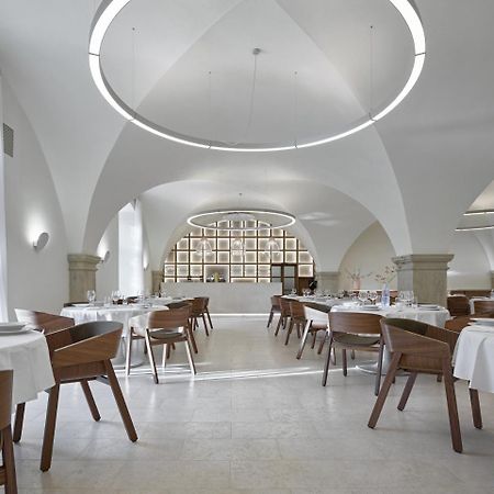 Lotrinsky Hotel Velké Pavlovice 외부 사진