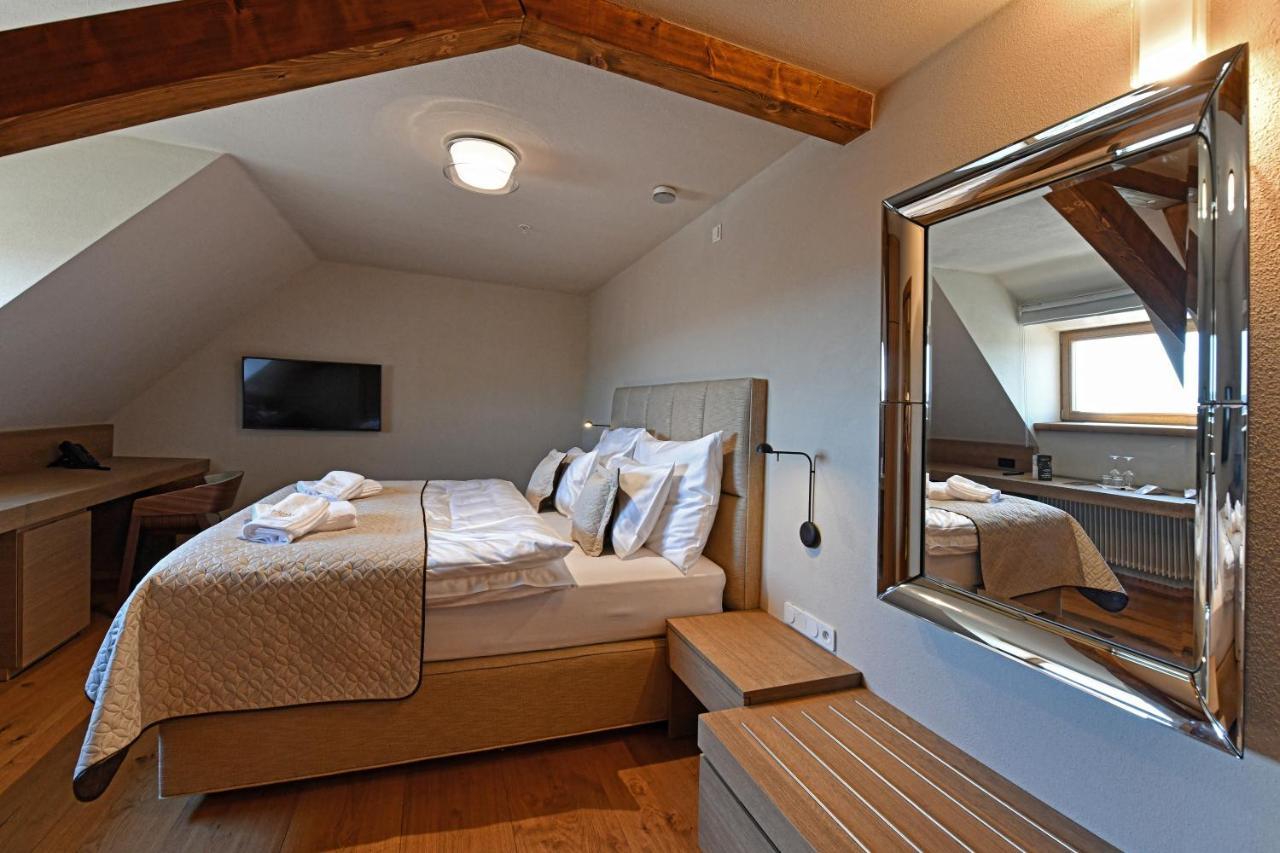 Lotrinsky Hotel Velké Pavlovice 외부 사진
