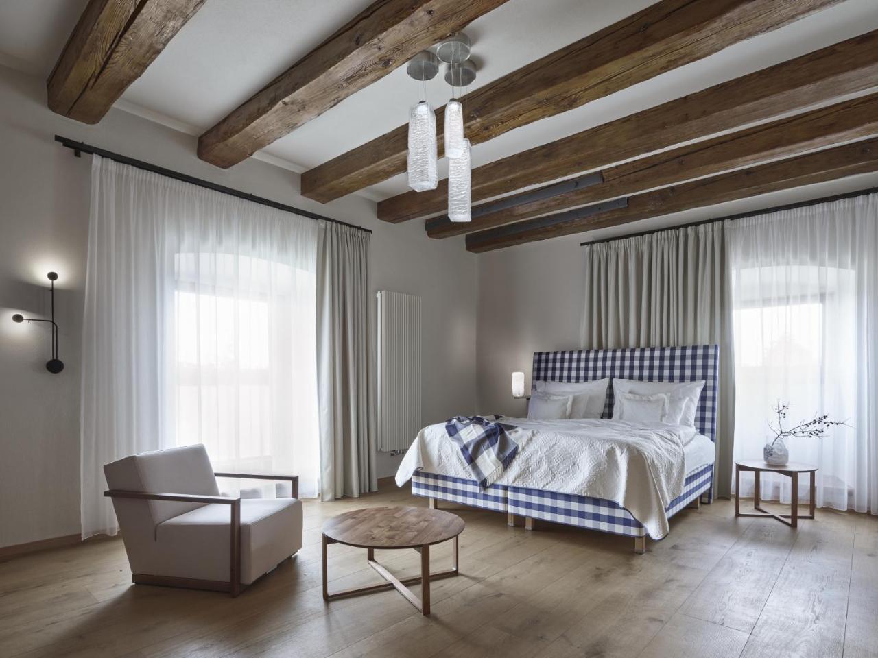 Lotrinsky Hotel Velké Pavlovice 외부 사진