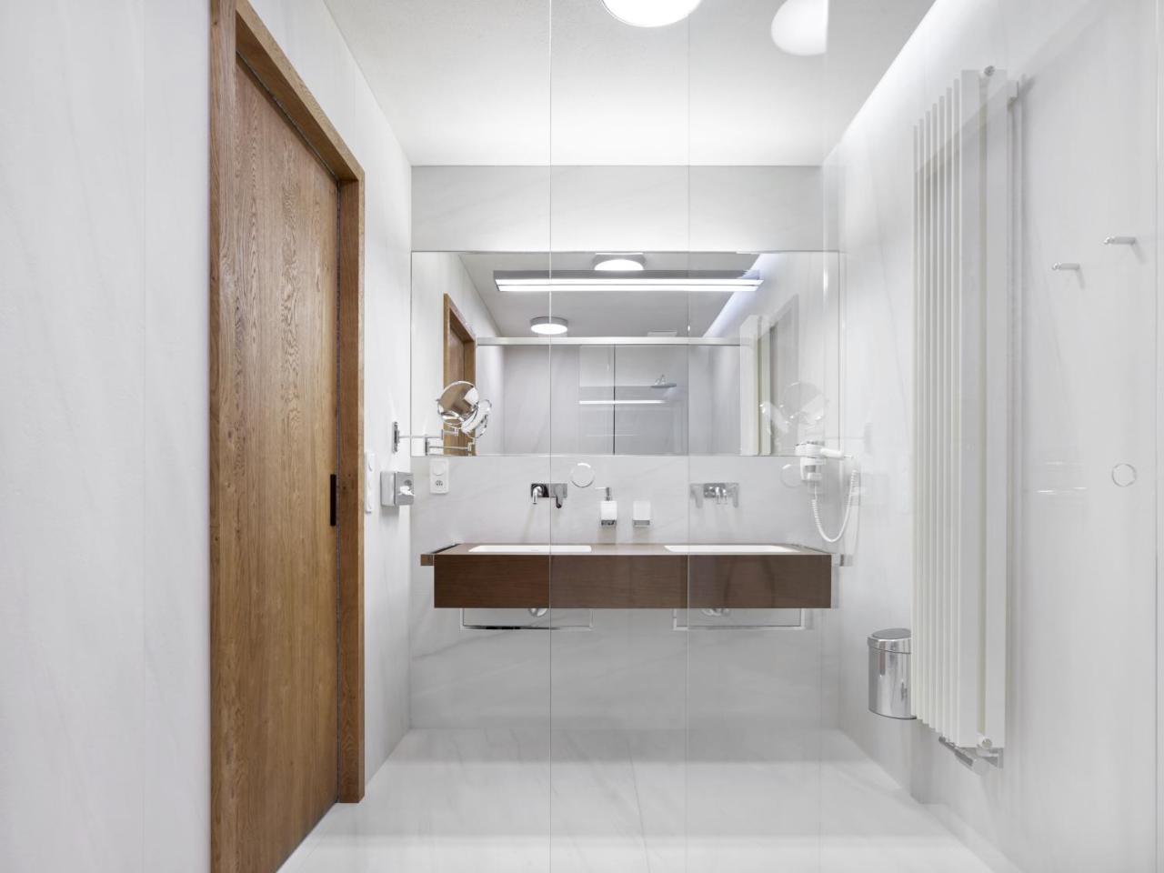Lotrinsky Hotel Velké Pavlovice 외부 사진