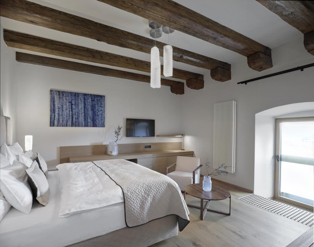 Lotrinsky Hotel Velké Pavlovice 외부 사진