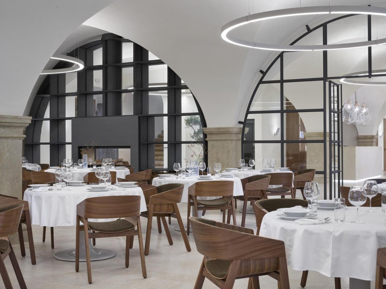 Lotrinsky Hotel Velké Pavlovice 외부 사진